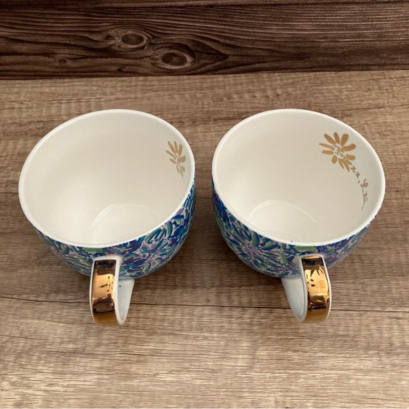 Set of 2 Lilly Pulitzer Mugs Blue Floral Gold Accents Cottagecore Coffee Cups - Picture 4 of 9